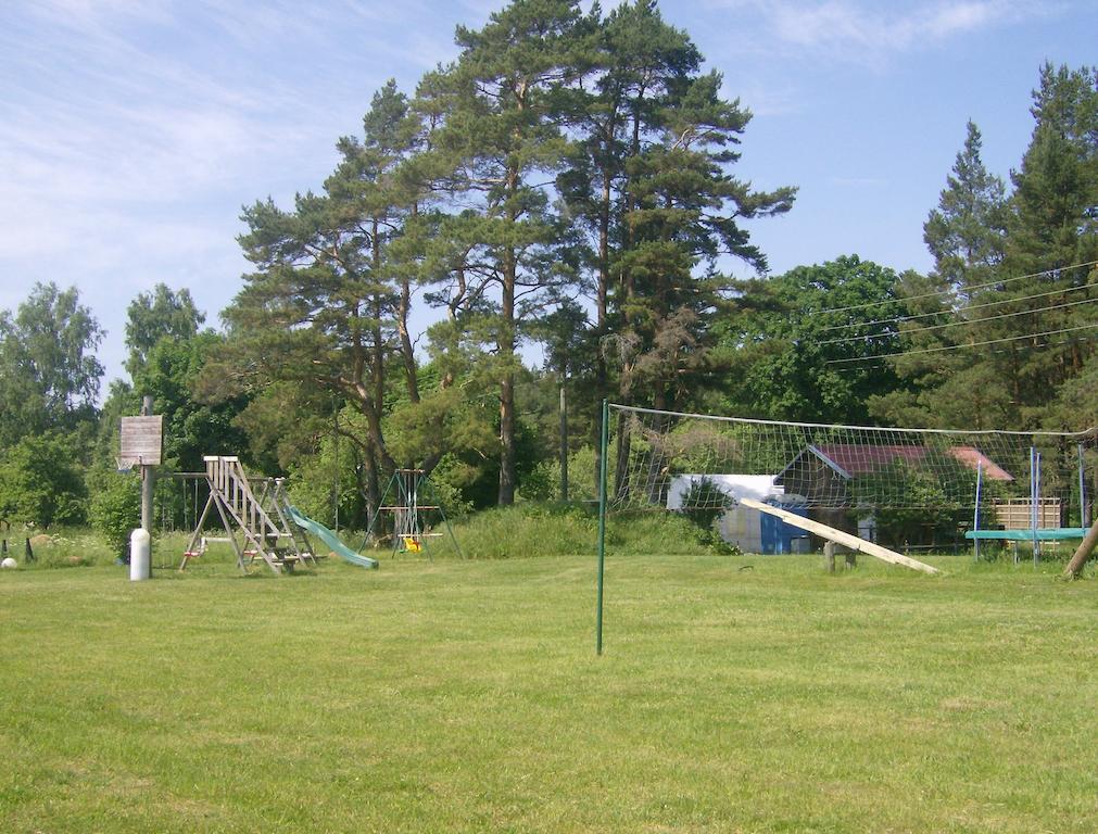 Hotel Kiige Holiday Park à Linnamäe Chambre photo