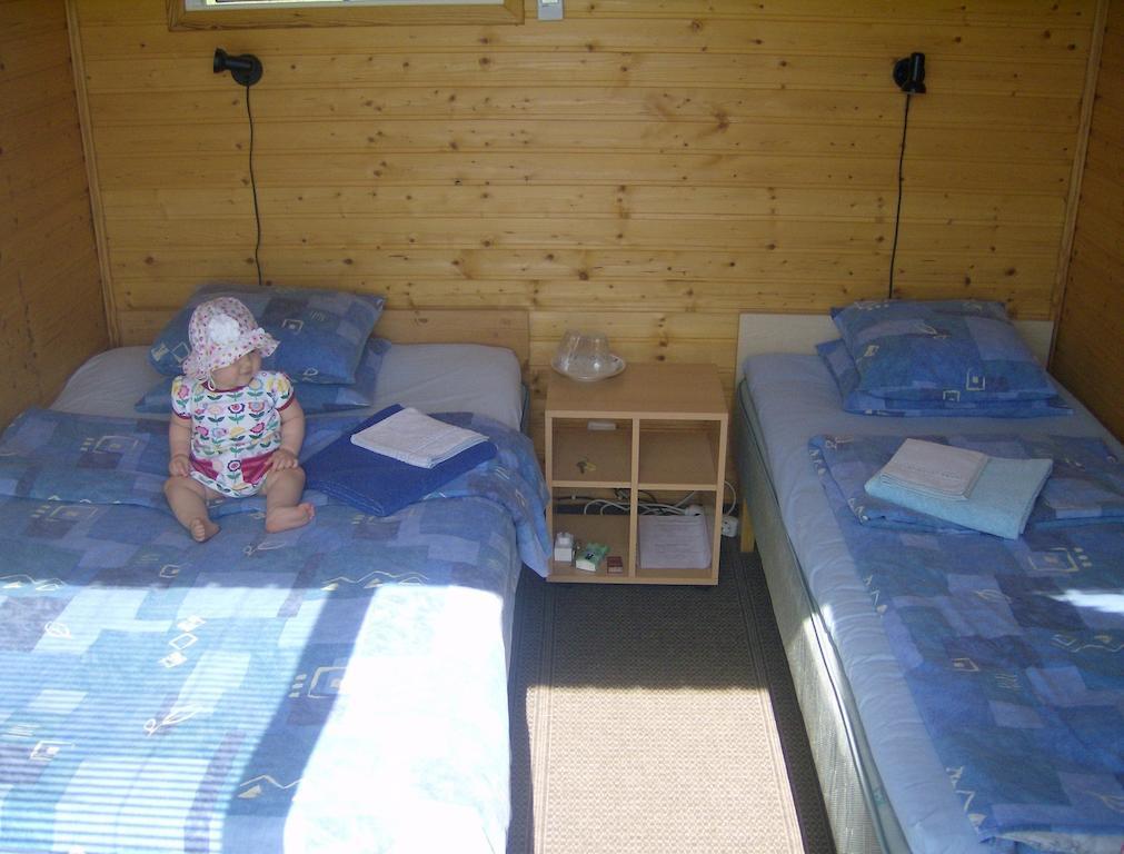 Hotel Kiige Holiday Park à Linnamäe Chambre photo